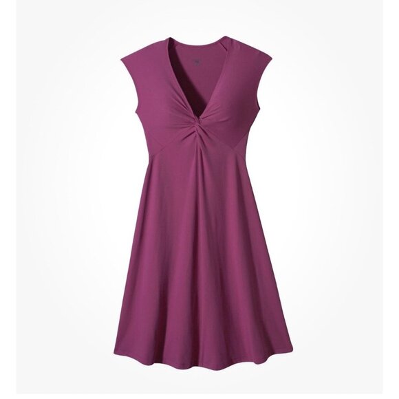 Patagonia Dresses & Skirts - Patagonia Short Sleeve Fit & Flare Magenta V-Neck Dress Size S